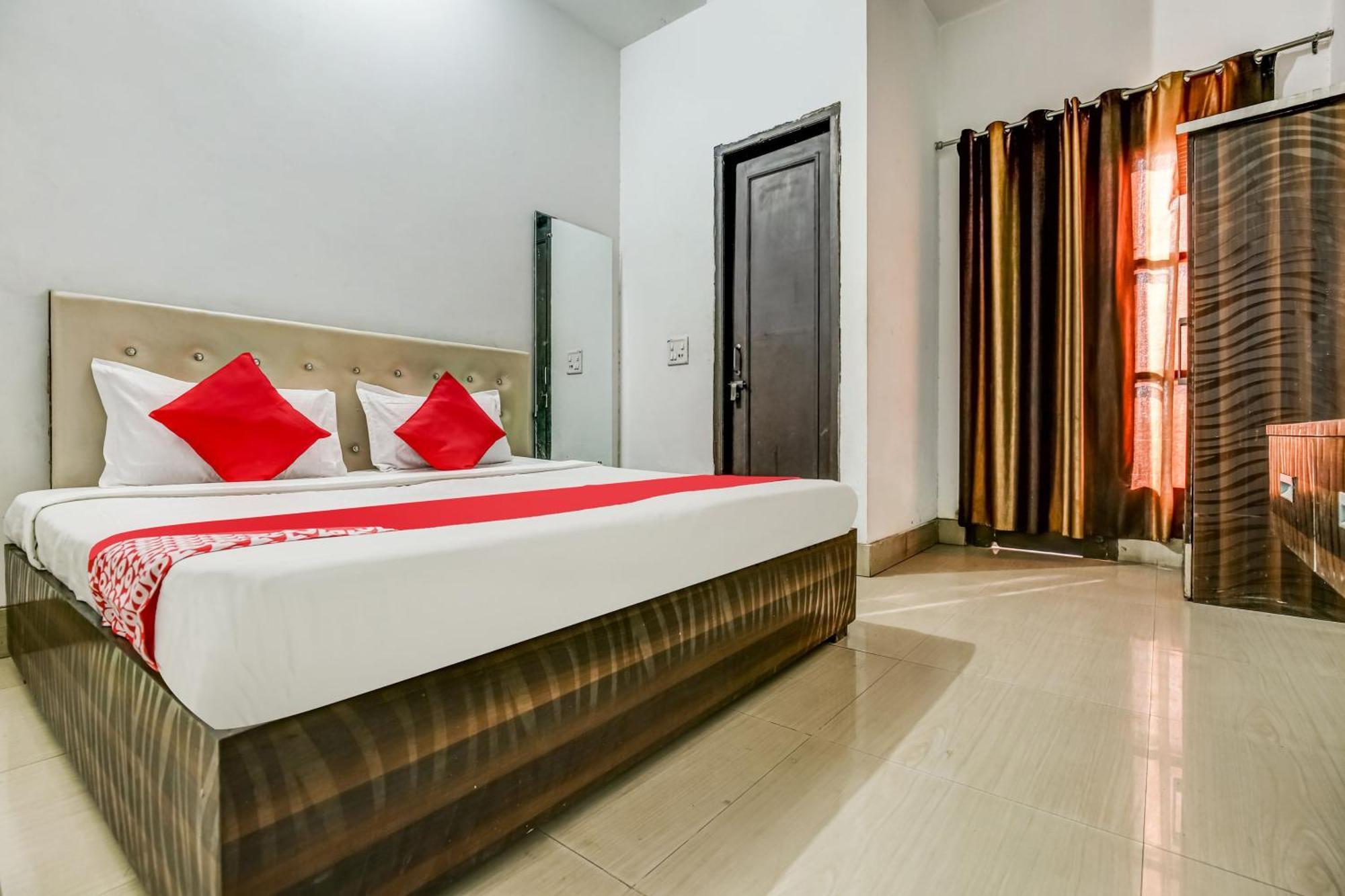 Flagship Hotel Big Boss Kurukshetra Kültér fotó