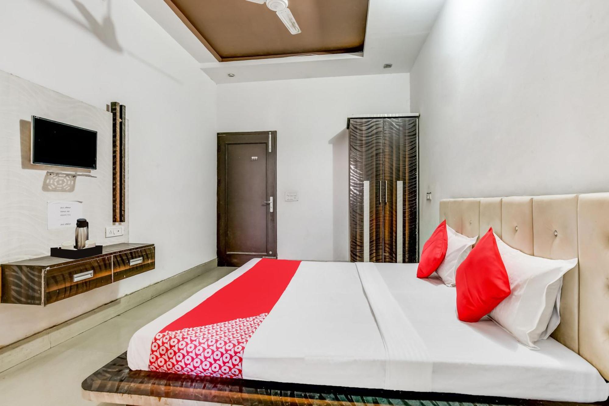 Flagship Hotel Big Boss Kurukshetra Kültér fotó