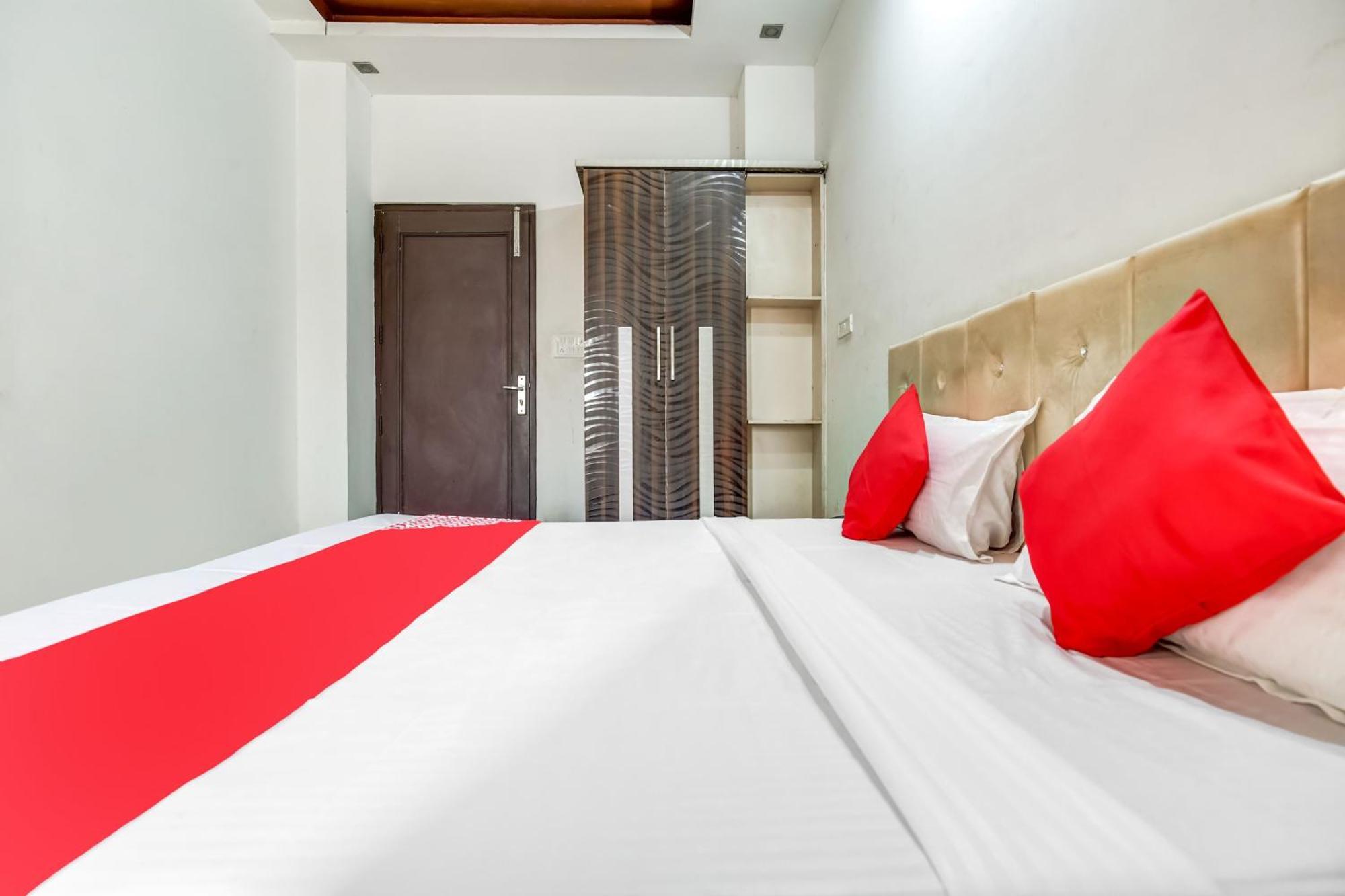 Flagship Hotel Big Boss Kurukshetra Kültér fotó
